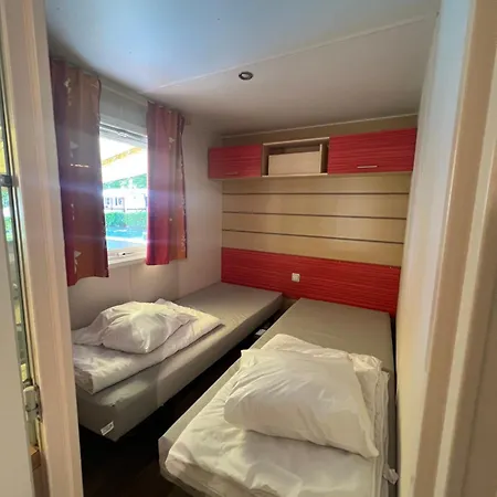 N004 - L'ecrin De Verdure - Climatise - Tv - Proche Europa Park בית נופש